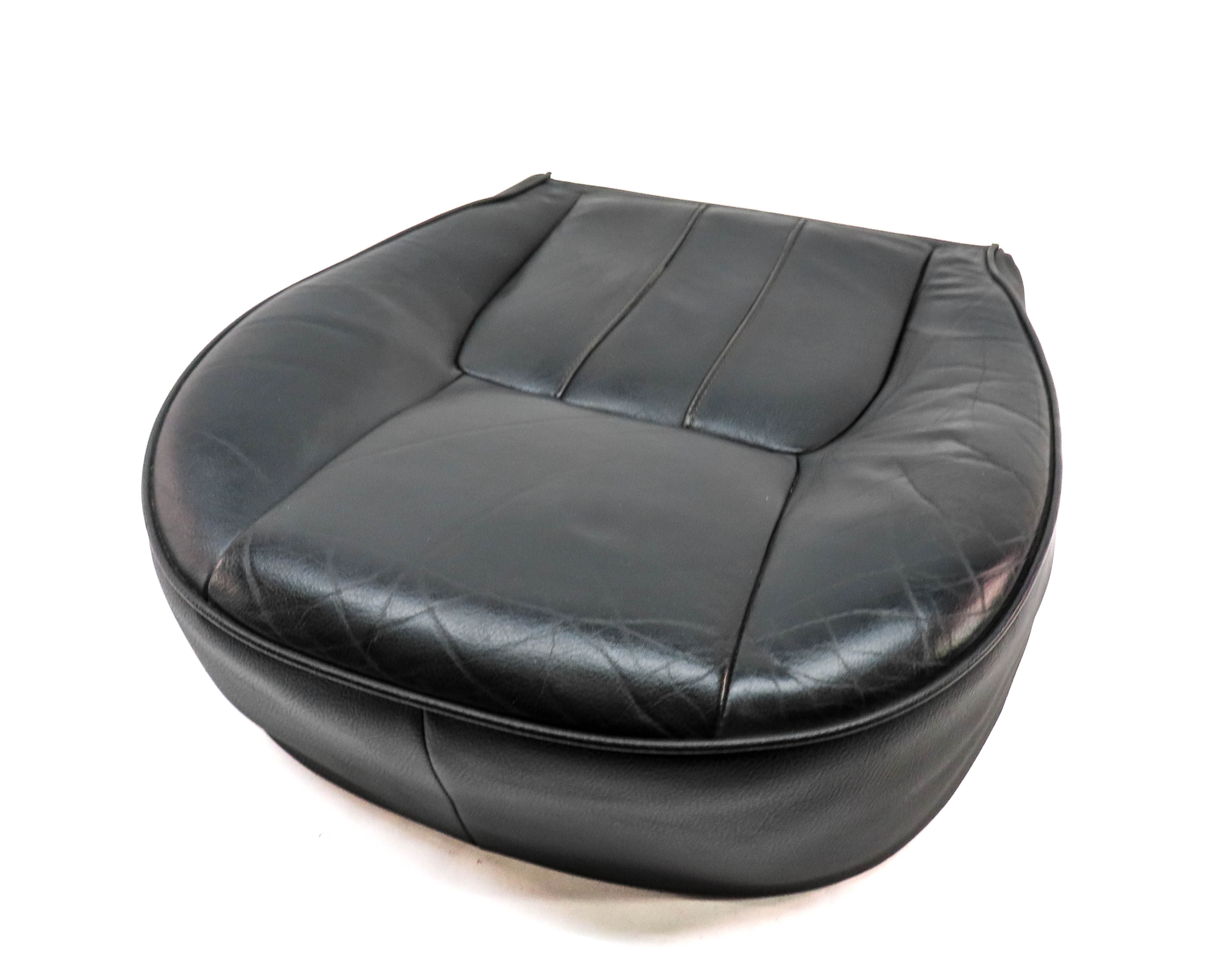 2010 RANGE ROVER (L322) FRONT LEFT DRIVER LOWER BOTTOM HEAT SEAT CUSHION (Black) — exact item pictured